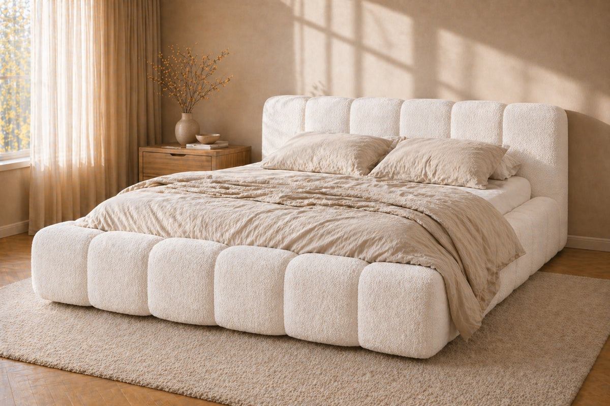Bed Ariana in slaapkamer met warme kleuren

